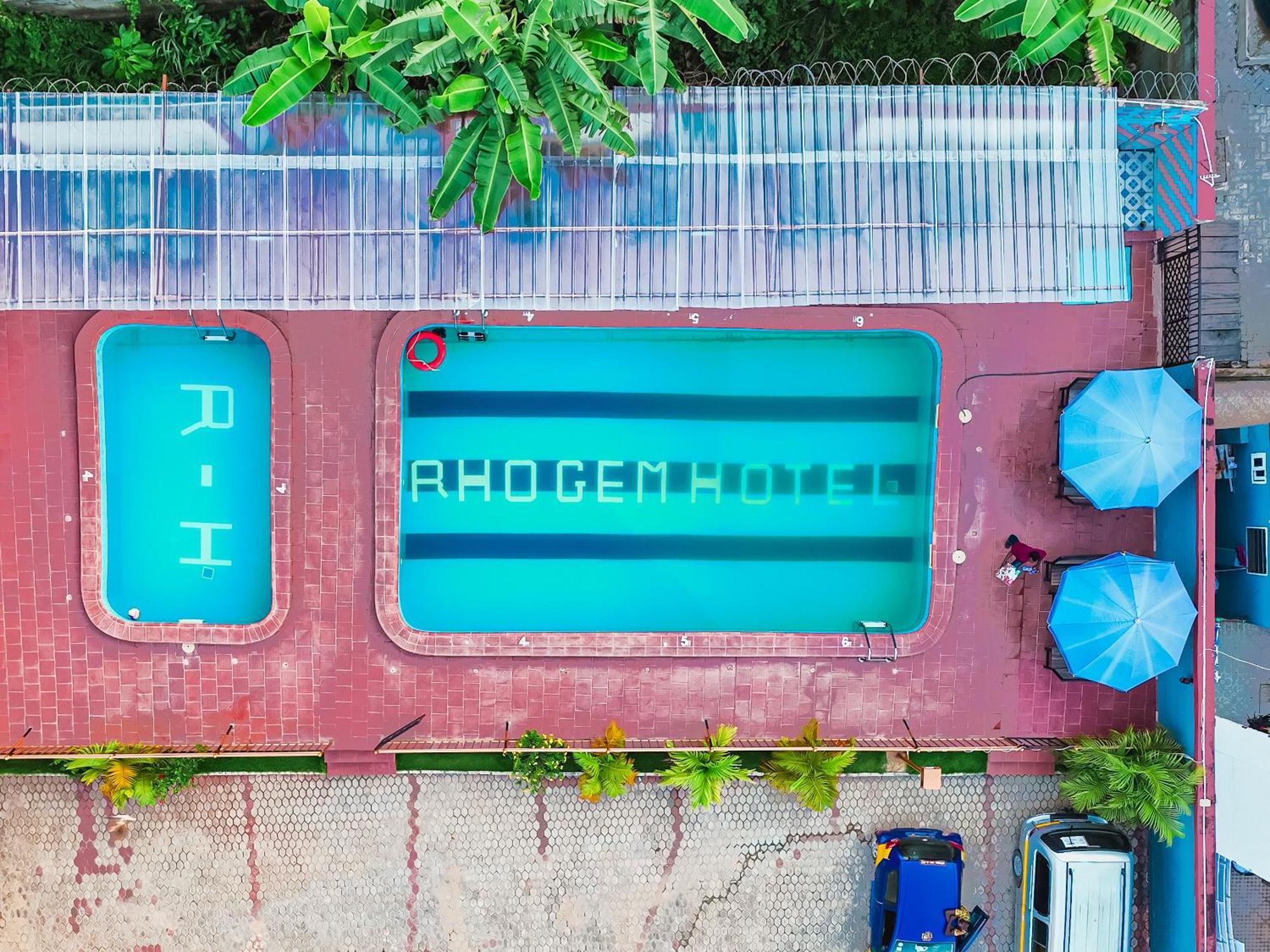 Rhogem Hotel 세콘디타코라디 외부 사진